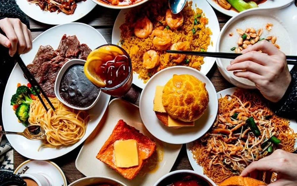 Panduan Makanan Sehat Saat Traveling ke Luar Negeri: Tips Praktis 2025