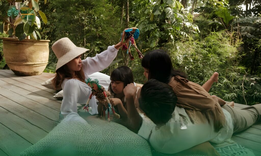 Aktivitas Alam untuk Keluarga: Bird Watching, Berkebun, atau Menanam Pohon