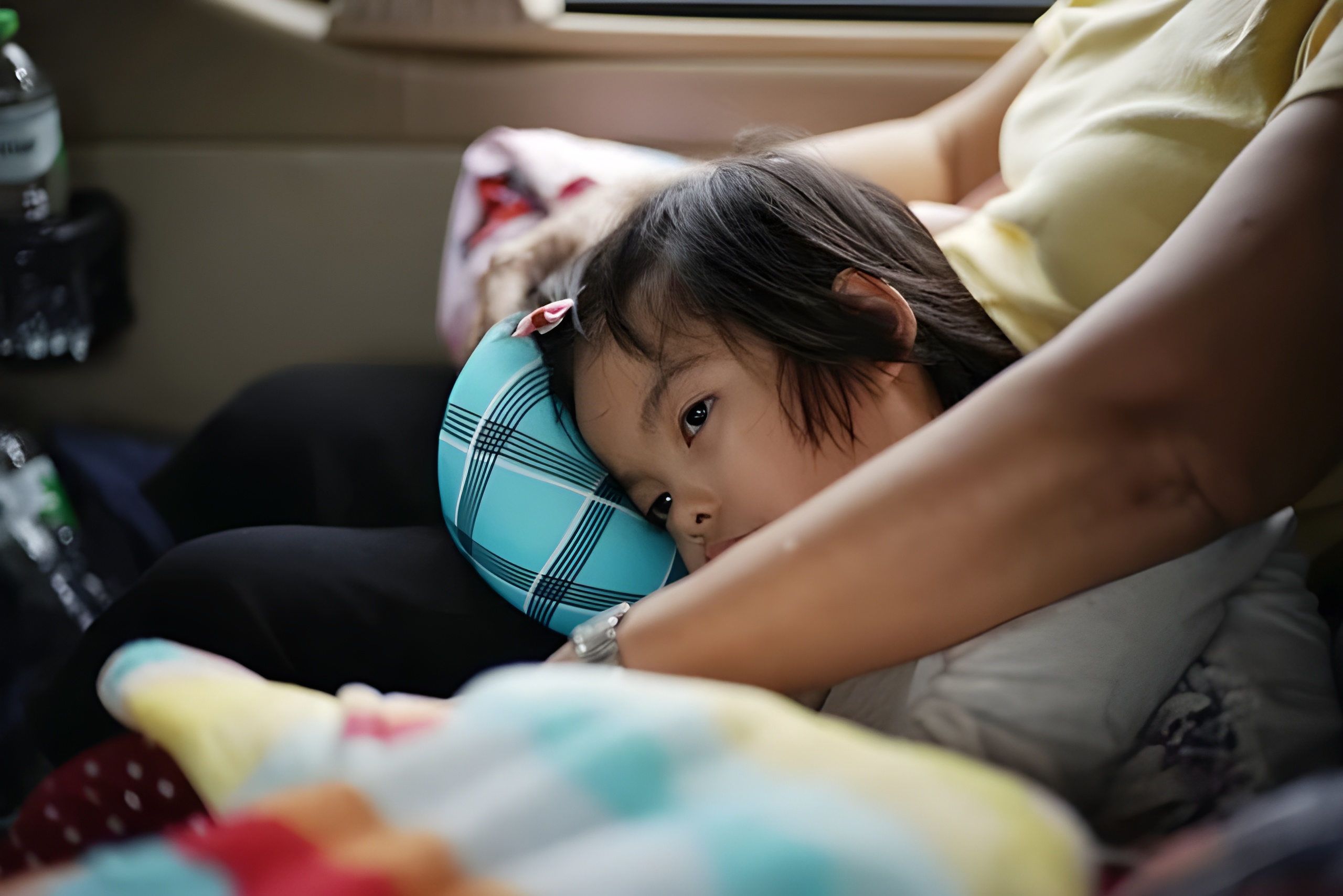 Mengatasi Motion Sickness pada Anak Selama Perjalanan Darat Maupun Laut