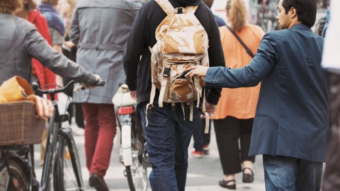 Tips Anti Tertipu Saat Liburan ke Luar Negeri: Kenali Modus Scam dan Cara Menghindarinya